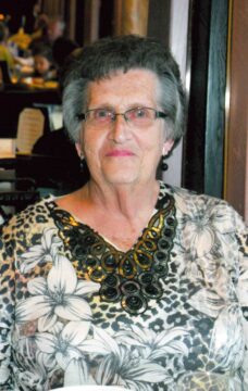 Bertamae Laschober Obit