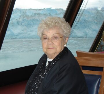 Joan-Hewett Joan-Hewett