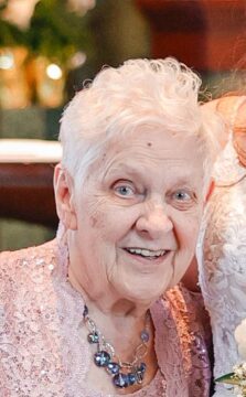 Mary Anne Weiss Obit Pic for newspaper
