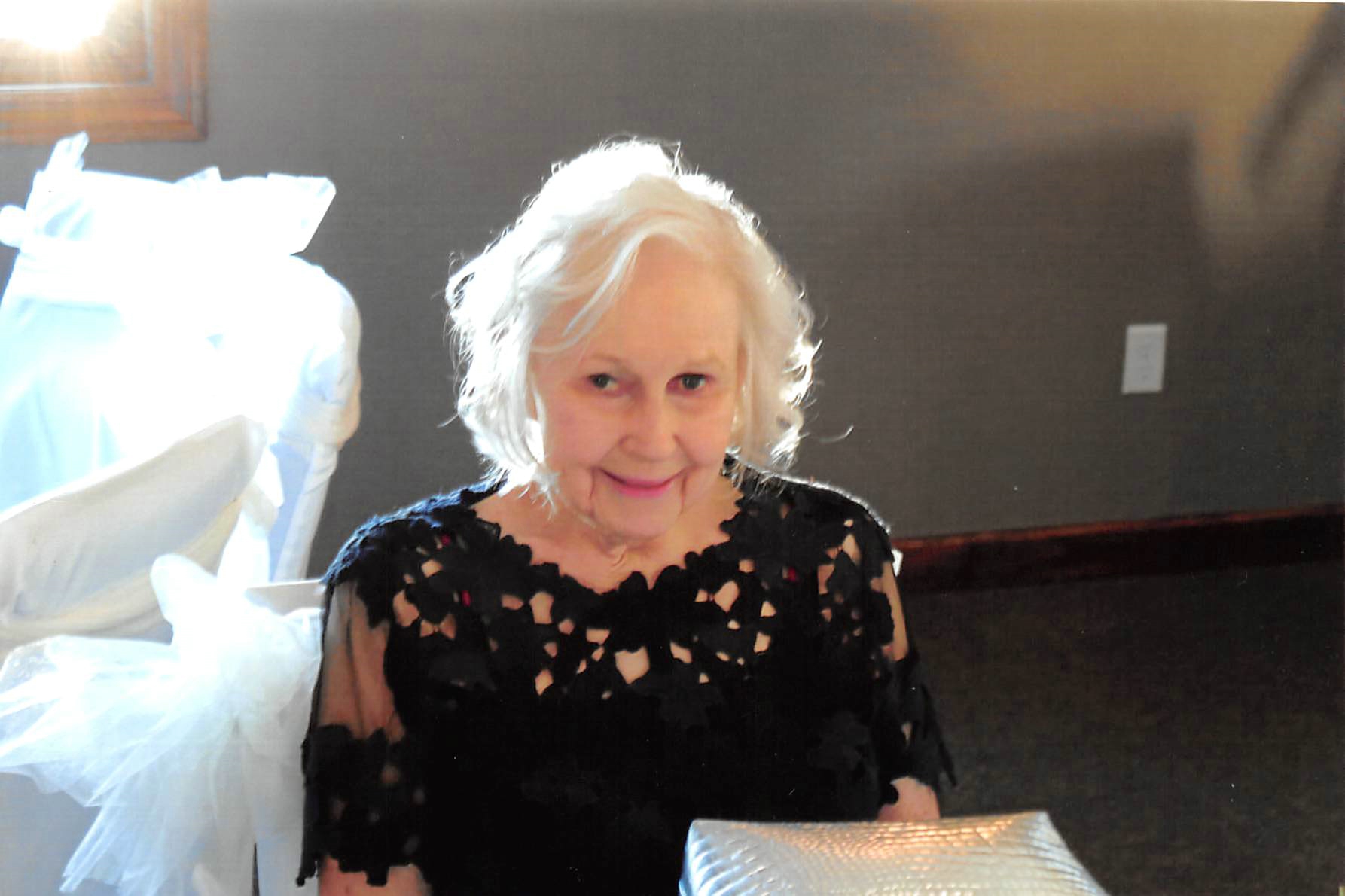 Stahlhuth, Polly Jean - Kutis Funeral Home Inc